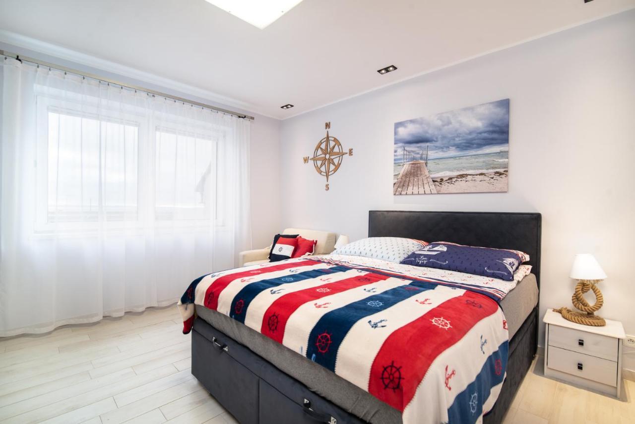 Apartament W Helu Exteriör bild