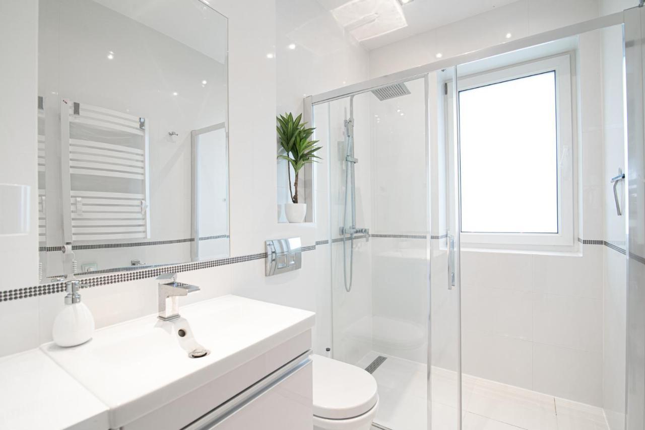 Apartament W Helu Exteriör bild