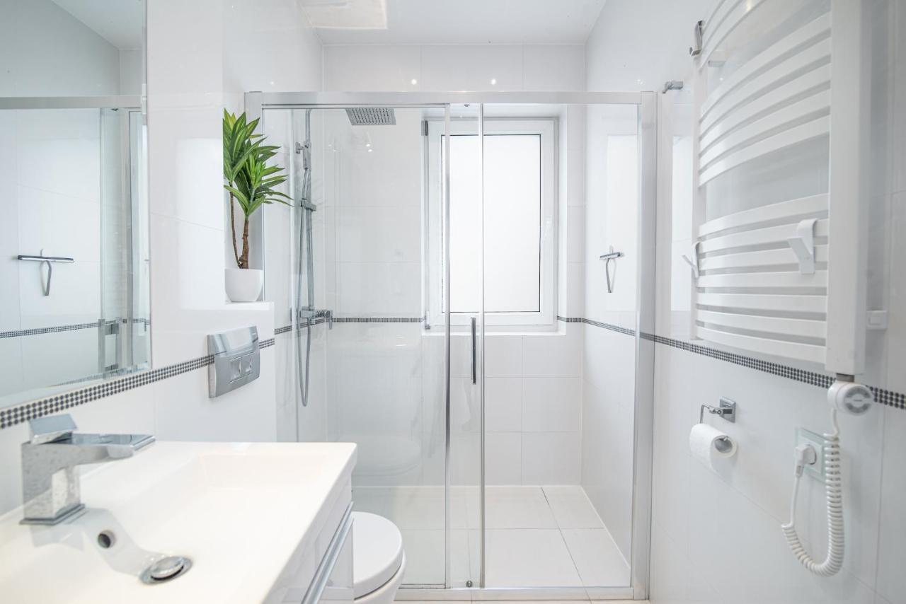 Apartament W Helu Exteriör bild